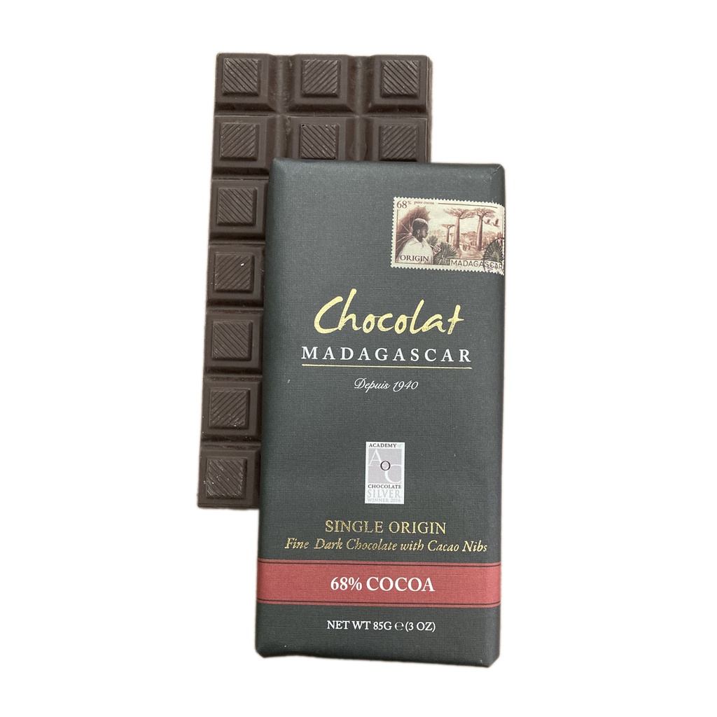 Tablette de chocolat noir 68% aux éclats de fèves de Cacao