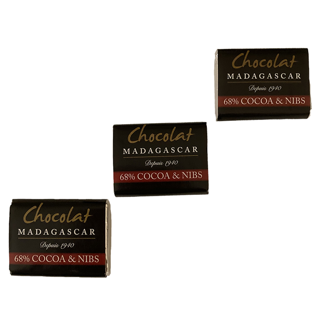 [NCM06] Paquet de 100 napolitains Chocolat Madagascar Noir 68% de cacao aux éclats de fèves